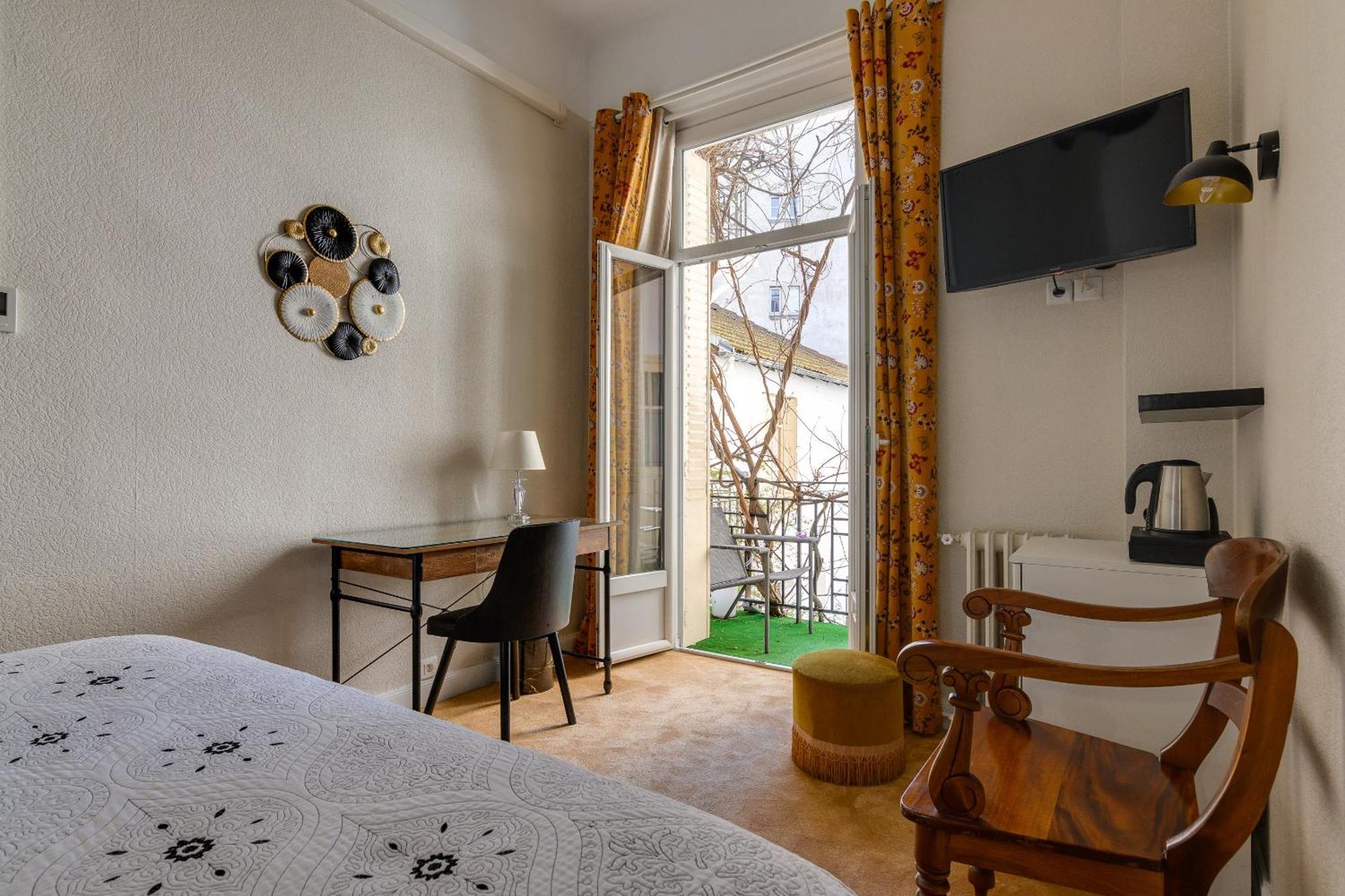 Hotel Henri IV Tarbes Exterior foto