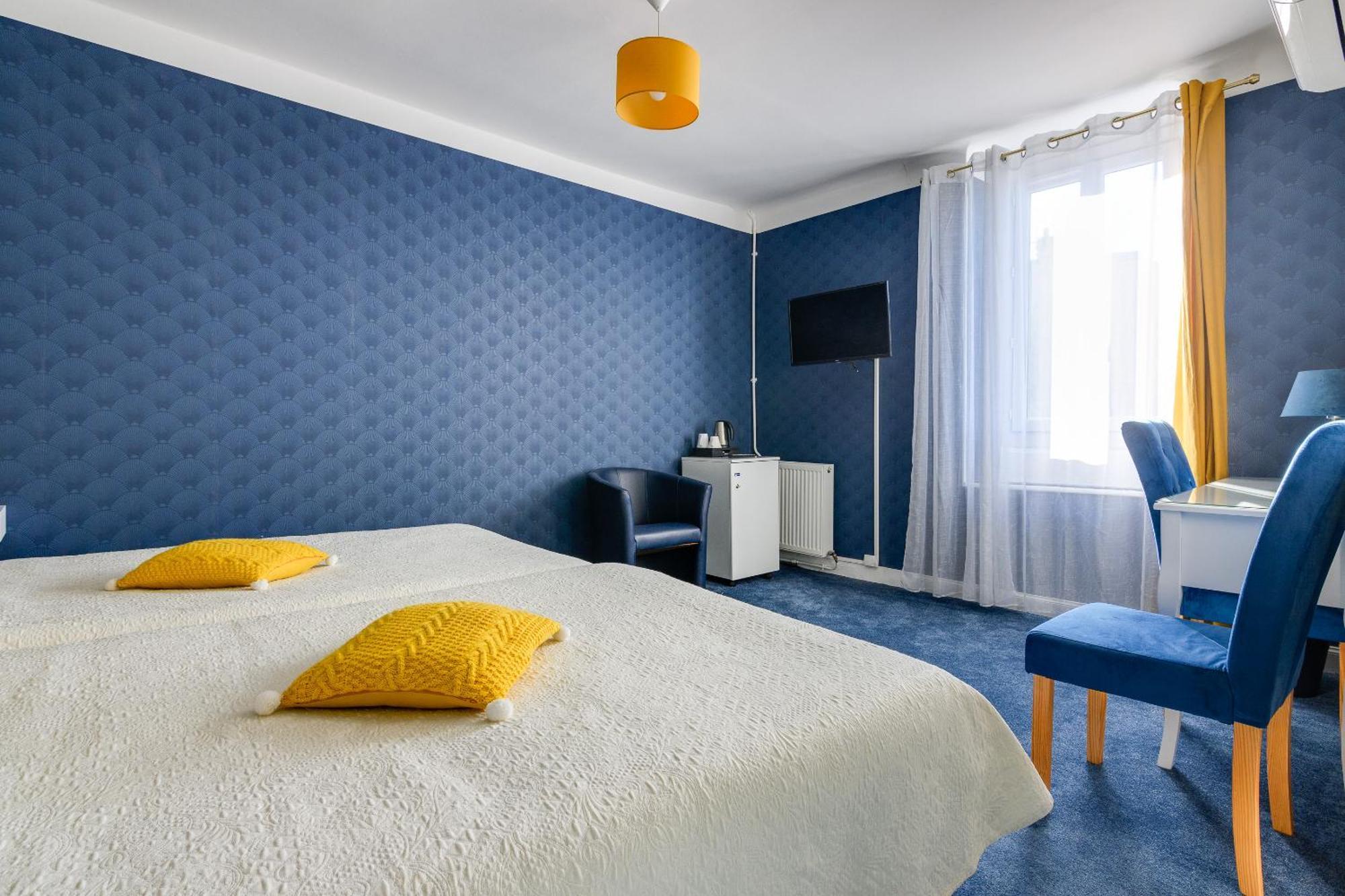 Hotel Henri IV Tarbes Exterior foto